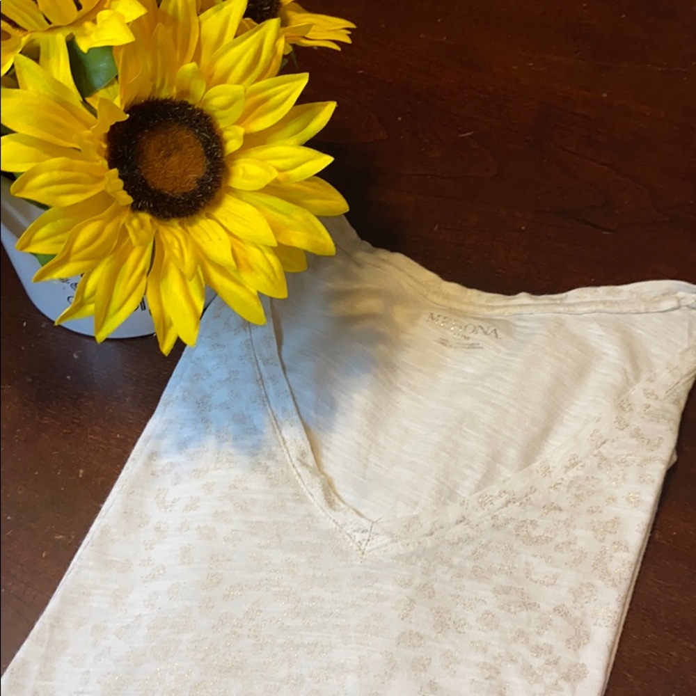 White and Gold Top